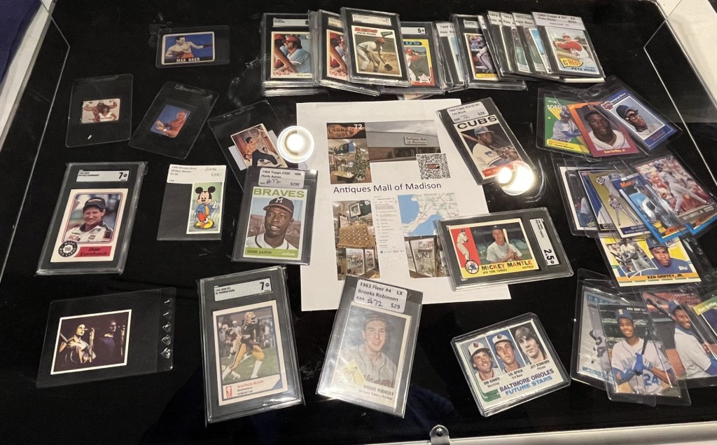 madison-card-show-lyons-den.jpg?w=1024